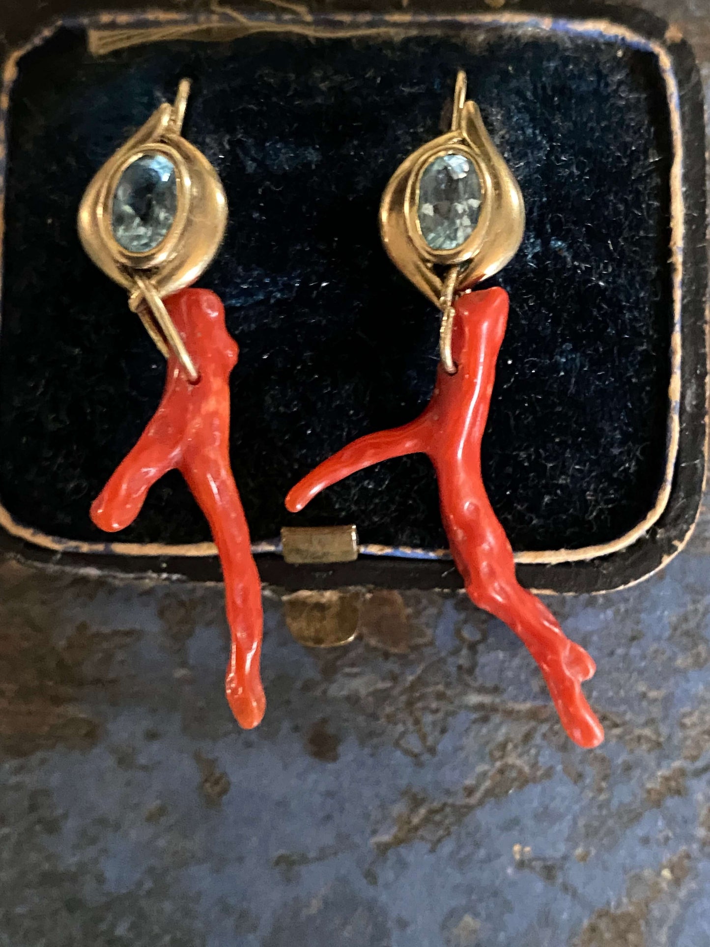 Golden antique earrings with topaz and coral
